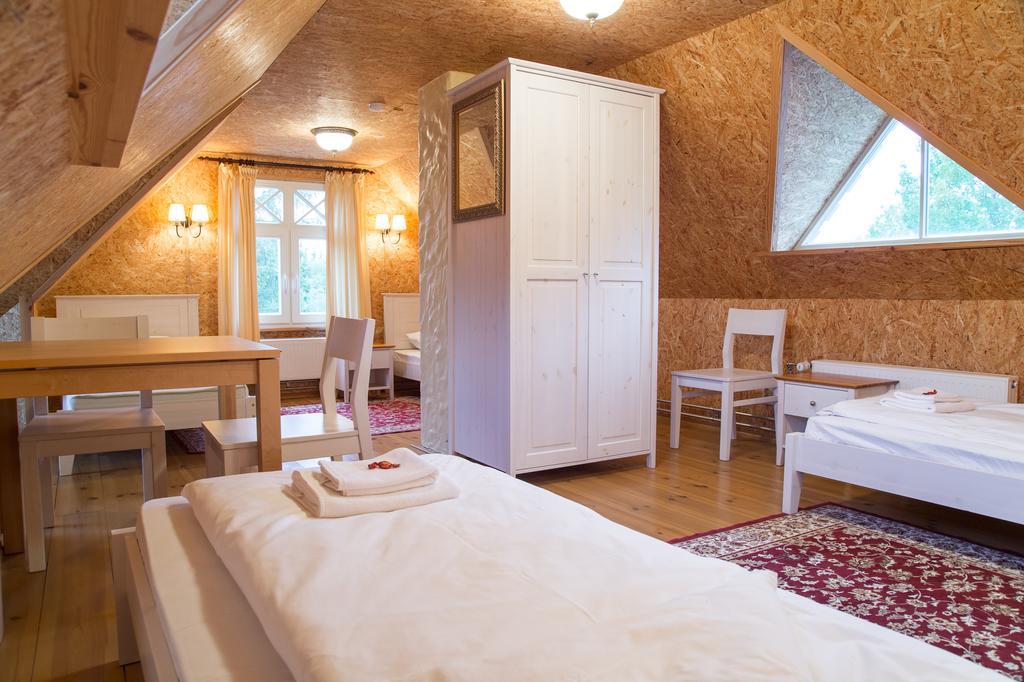 Posti Hostel Kärdla Extérieur photo